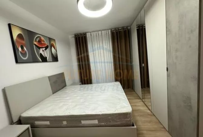 Shtepi ne shitje Apartament ne Tirane, 1+1, Mobilimi E mobiluar, Pagesa 120,000  Euro.