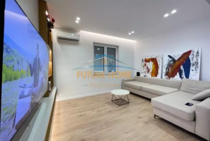Shtepi me qera 1+1 ne Tirane - 700 Euro