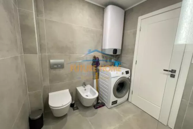 Shtepi me qera Apartament ne Tirane, 1+1, Mobilimi E mobiluar, Pagesa 700  Euro.