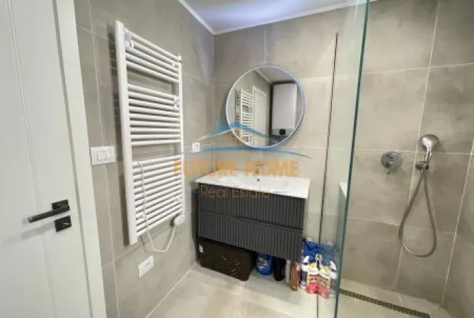 Shtepi me qera Apartament ne Tirane, 1+1, Mobilimi E mobiluar, Pagesa 700  Euro.