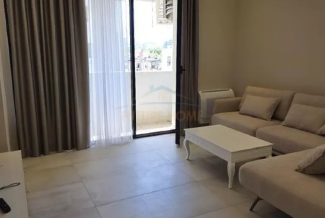 Shtepi me qera 2+1 ne Tirane - 850 Euro