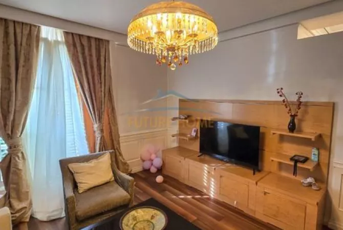 Shtepi me qera 1+1 ne Tirane - 800 Euro