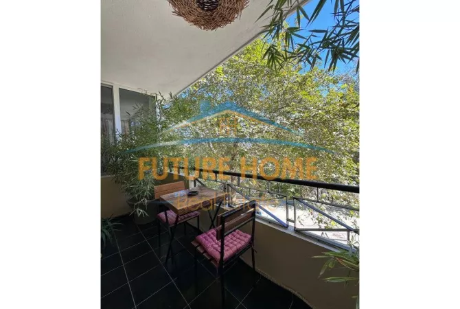 Shtepi ne shitje Apartament ne Tirane, 2+1, Mobilimi E mobiluar, Pagesa 185,000  Euro.
