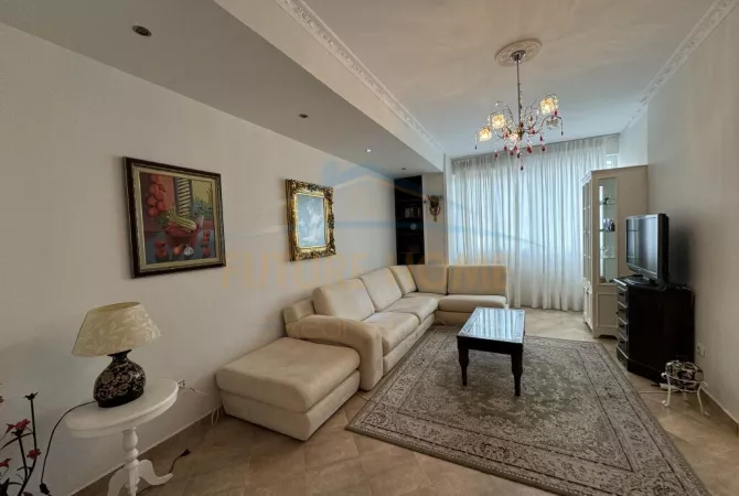 Shtepi me qera 2+1 ne Tirane - 630 Euro