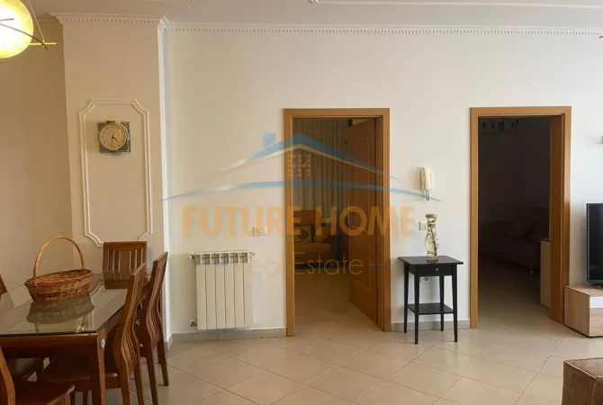 Shtepi me qera 2+1 ne Tirane - 700 Euro