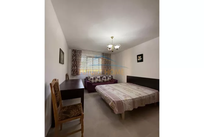 Shtepi me qera Apartament ne Tirane, 3+1, Mobilimi E mobiluar, Pagesa 600  Euro.