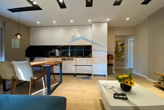 Shtepi me qera Apartament ne Tirane, 2+1, Mobilimi E mobiluar, Pagesa 800  Euro.