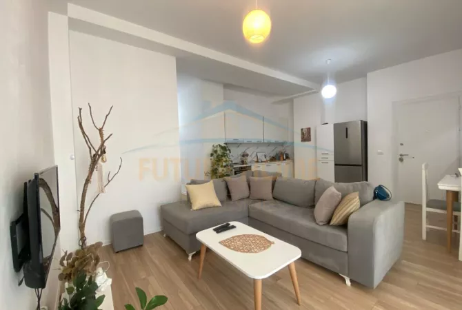 Shtepi me qera 2+1 ne Tirane - 600 Euro
