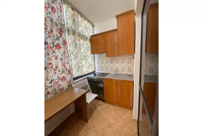 Shtepi me qera 2+1 ne Tirane - 450 Euro