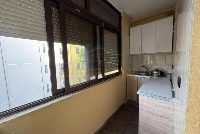 Shtepi me qera 1+1 ne Tirane - 500 Euro