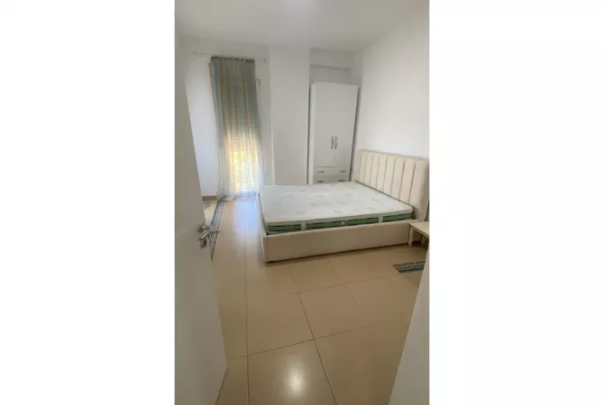 Shtepi me qera 1+1 ne Tirane - 590 Euro