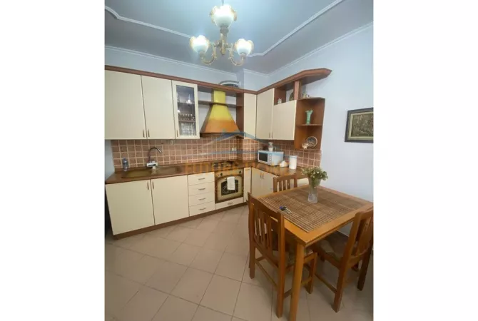 Shtepi ne shitje 1+1 ne Tirane - 155,000 Euro