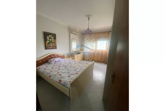 Shtepi ne shitje Apartament ne Tirane, 1+1, Mobilimi E mobiluar, Pagesa 155,000  Euro.