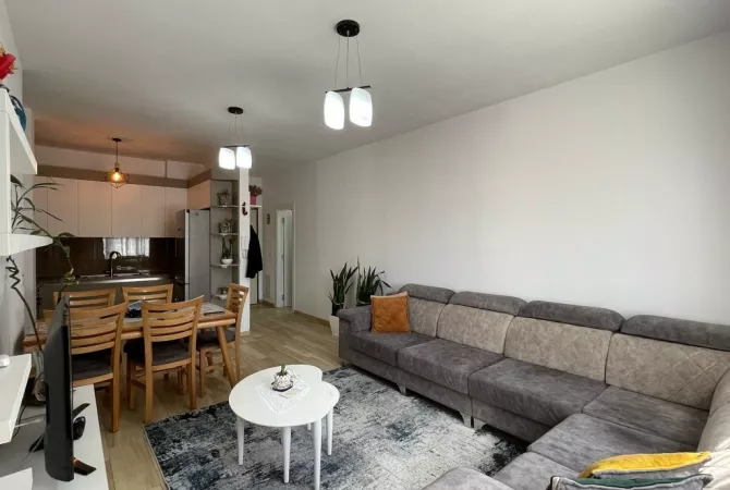 Shtepi ne shitje 2+1 ne Tirane - 210,000 Euro
