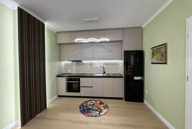 Shtepi ne shitje Apartament ne Tirane, 2+1, Mobilimi E mobiluar, Pagesa 145,000  Euro.