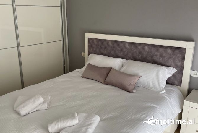 Shtepi me qera 2+1 ne Tirane - 45,000 Leke