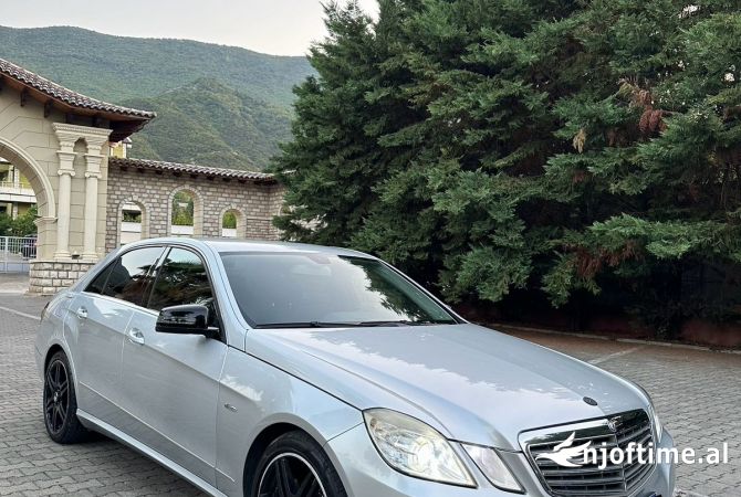 Makina ne shitje ne Tirane - 8,500 Euro