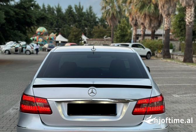 Auto in Vendita  a Tirana - 8,500 Euro