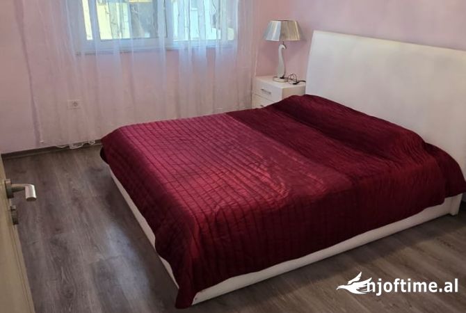 Shtepi me qera 1+1 ne Tirane - 600 Euro
