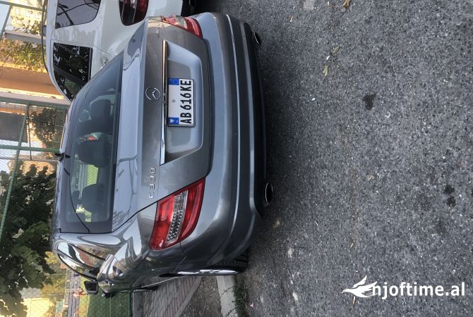 Makina ne shitje ne Tirane - 7,500 Euro