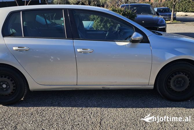 Cars for sale  in Tirana - 4,200 Euro