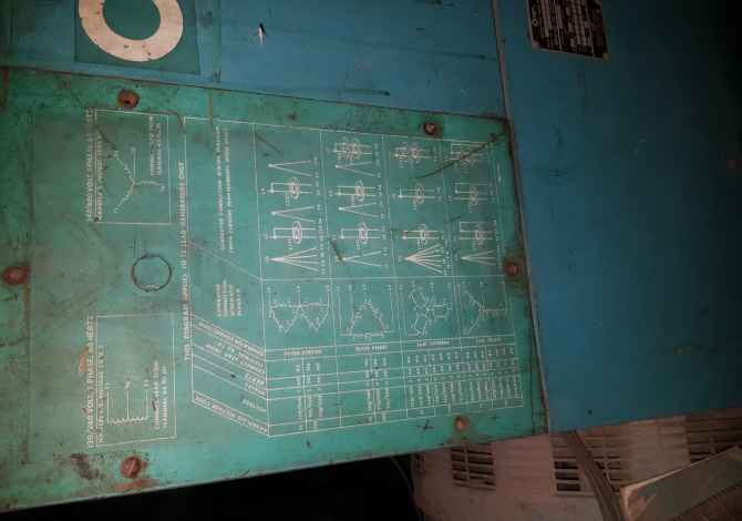 Shitet gjeneratori ose motorri Traktori John Deer