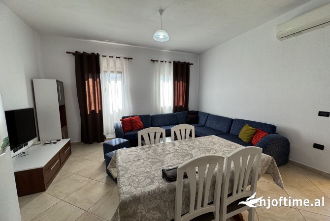 Shtepi me qera 2+1 ne Tirane - 45,000 Leke