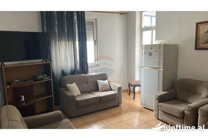 Shtepi me qera 1+1 ne Tirane - 550 Euro