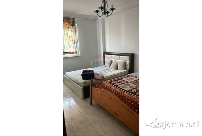 Shtepi me qera Apartament ne Tirane, 1+1, Mobilimi E mobiluar, Pagesa 550  Euro.