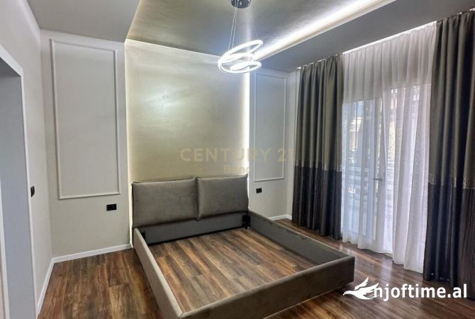 Shtepi ne shitje Apartament ne Durres, 2+1, Mobilimi E mobiluar, Pagesa 250,000  Euro.