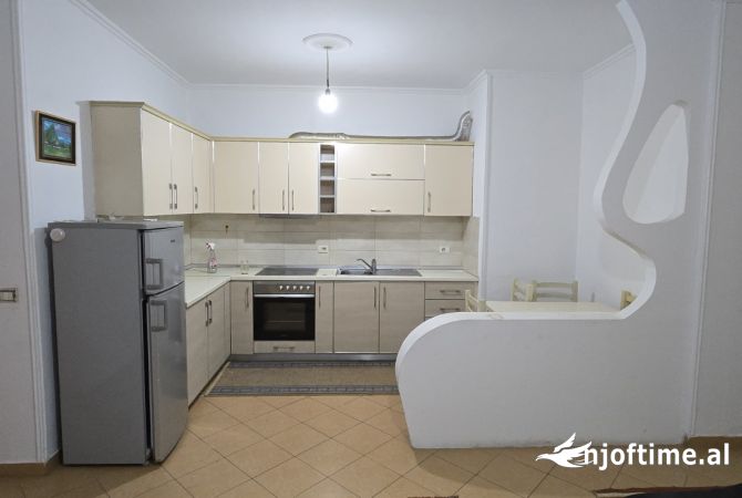 Shtepi ne shitje 2+1 ne Tirane - 98,000 Euro