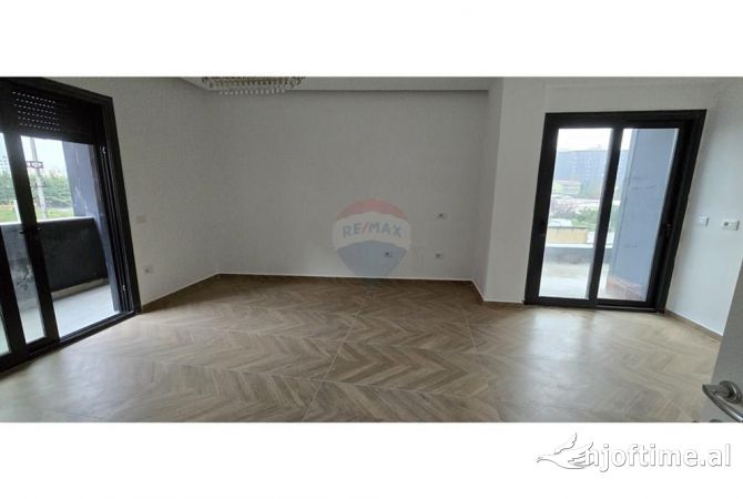Shtepi me qera Apartament ne Tirane, 1+1, Mobilimi Bosh, pa mobiluar, Pagesa 400  Euro.