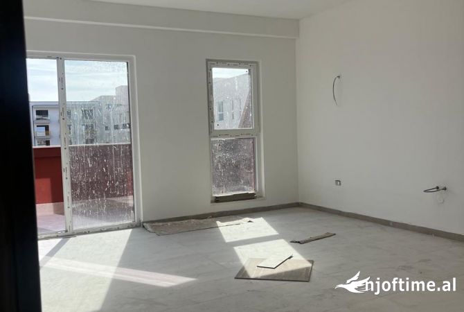Shtepi ne shitje 1+1 ne Tirane - 107,000 Euro