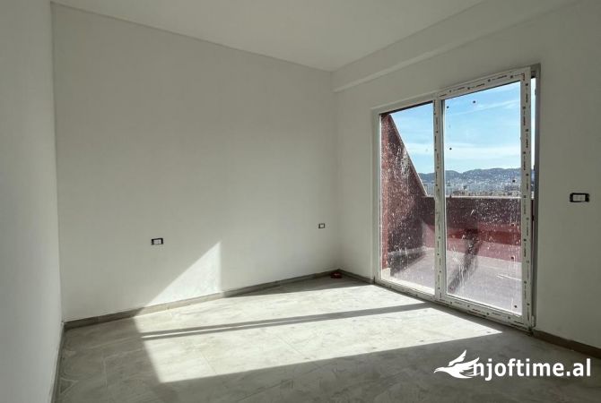 Shtepi ne shitje 1+1 ne Tirane - 107,000 Euro