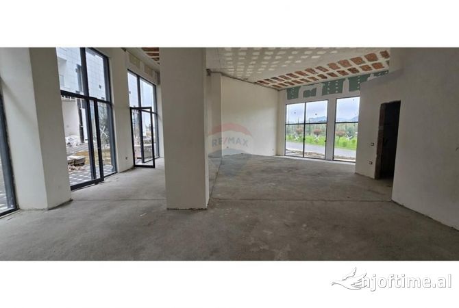 Ambient biznesi me qera 1+1 ne Tirane - 2,760 Euro