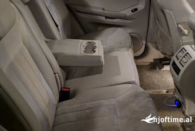 Cars for sale  in Tirana - 6,200 Euro