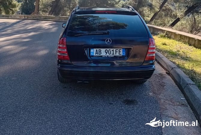 Makina ne shitje  ne Elbasan - 3,500 Euro