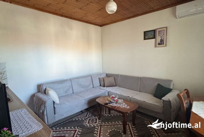 Shtepi ne shitje 6+1 ne Tirane - 180,000 Euro