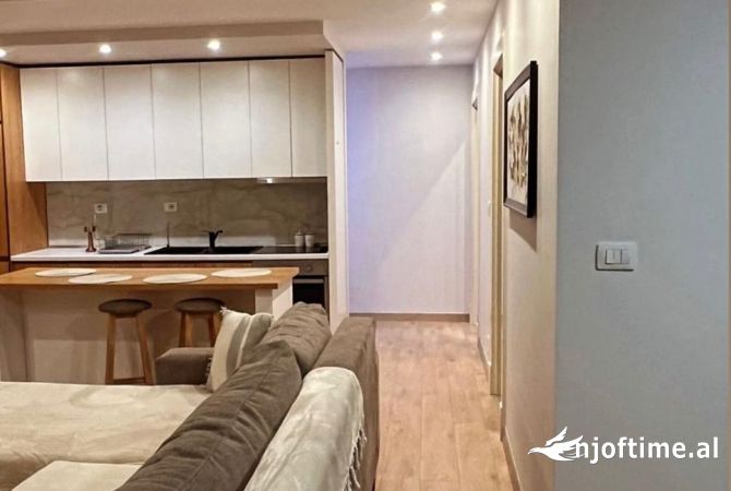 Shtepi me qera 3+1 ne Tirane - 900 Euro