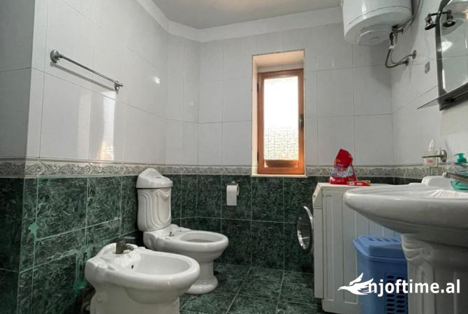 Shtepi me qera 2+1 ne Tirane - 45,000 Leke