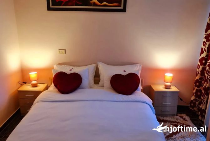 Shtepi ne shitje Apartament ne Tirane, 1+1, Mobilimi E mobiluar, Pagesa 183,000  Euro.