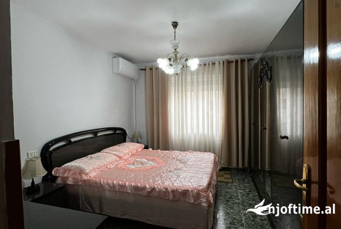 Shtepi me qera 2+1 ne Tirane - 600 Euro