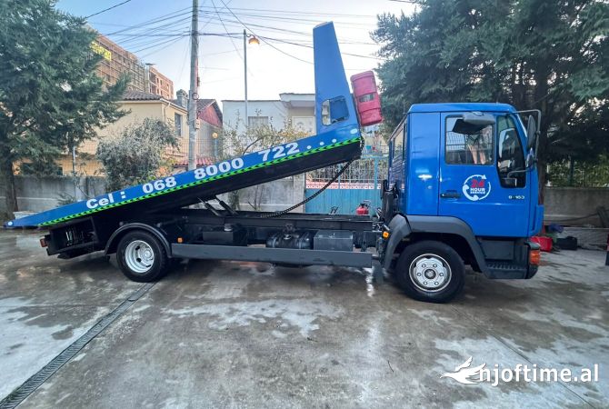 Servizio Auto a Tirana - 300 Leke