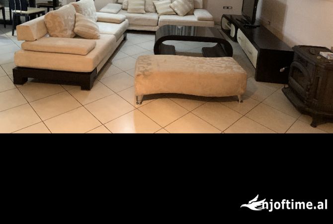 Shtepi me qera 3+1 ne Tirane - 620 Euro