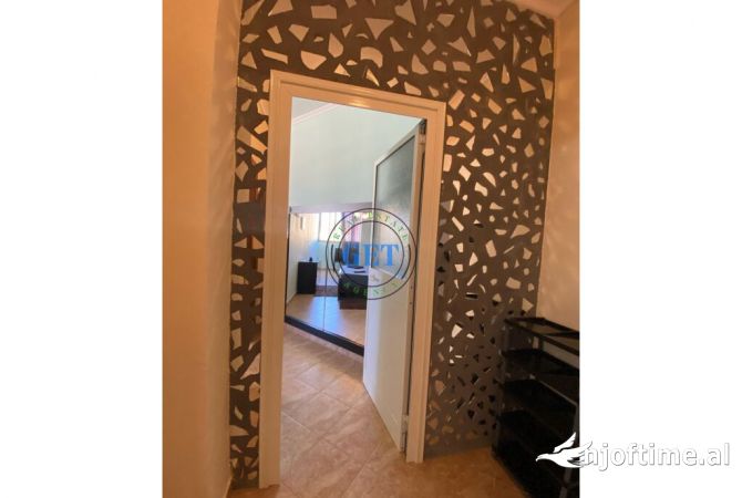 Shtepi me qera 1+1 ne Durres - 450 Euro