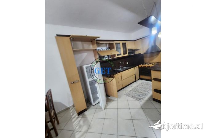 Shtepi me qera 2+1 ne Durres - 300 Euro