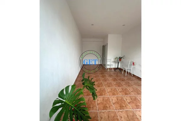 Business Property for Rent 1+1 in Durres - 250 Euro