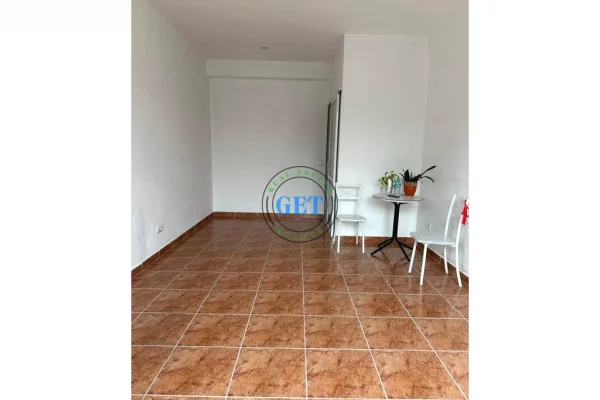 Business Property for Rent 1+1 in Durres - 250 Euro