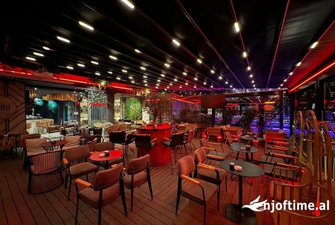 Ambient biznesi ne shitje 2+1 ne Tirane - 60,000 Euro