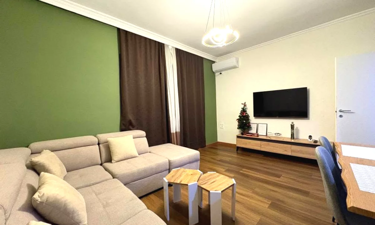 Shtepi me qera Apartament ne Tirane, 2+1, Mobilimi E mobiluar, Pagesa 700  Euro.